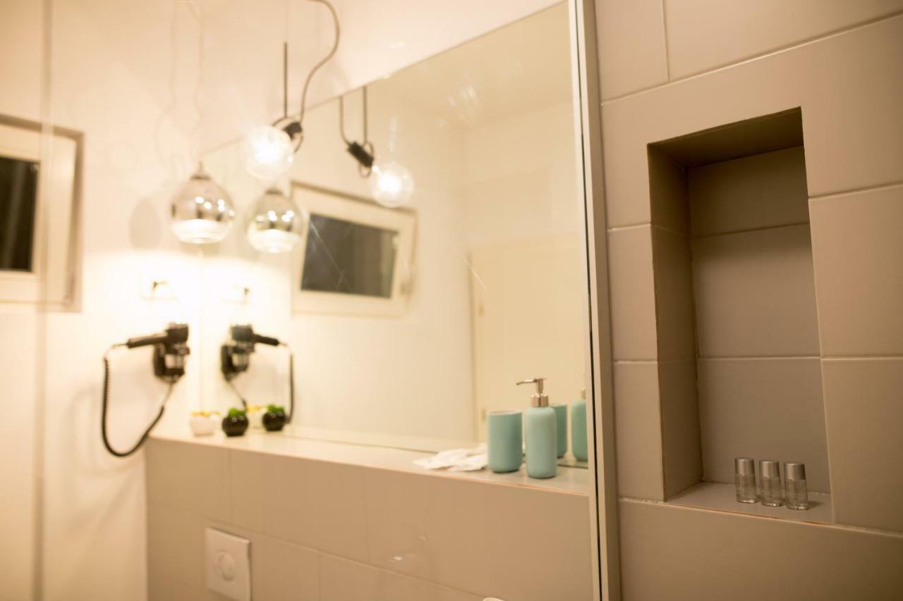 Quiboo Appartement Braşov Buitenkant foto