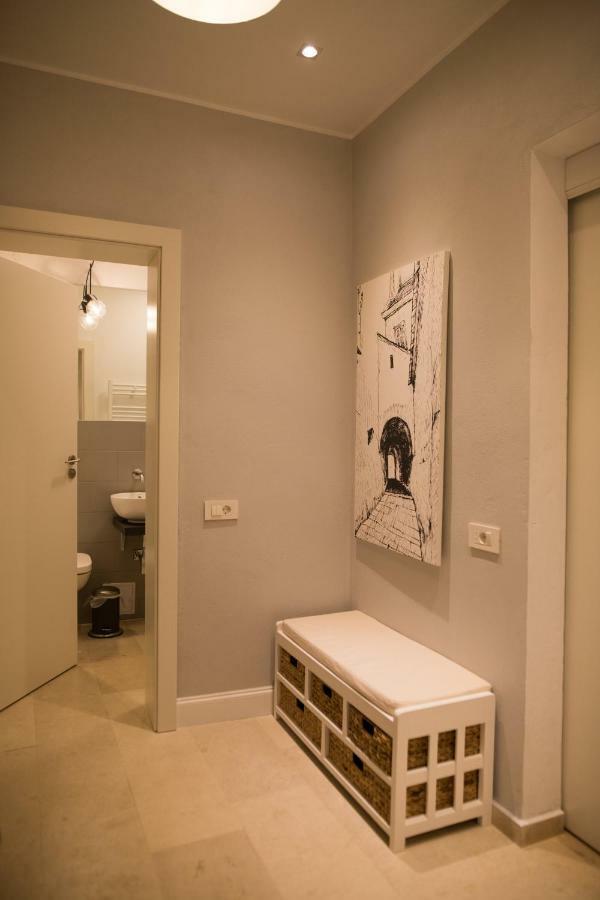 Quiboo Appartement Braşov Buitenkant foto